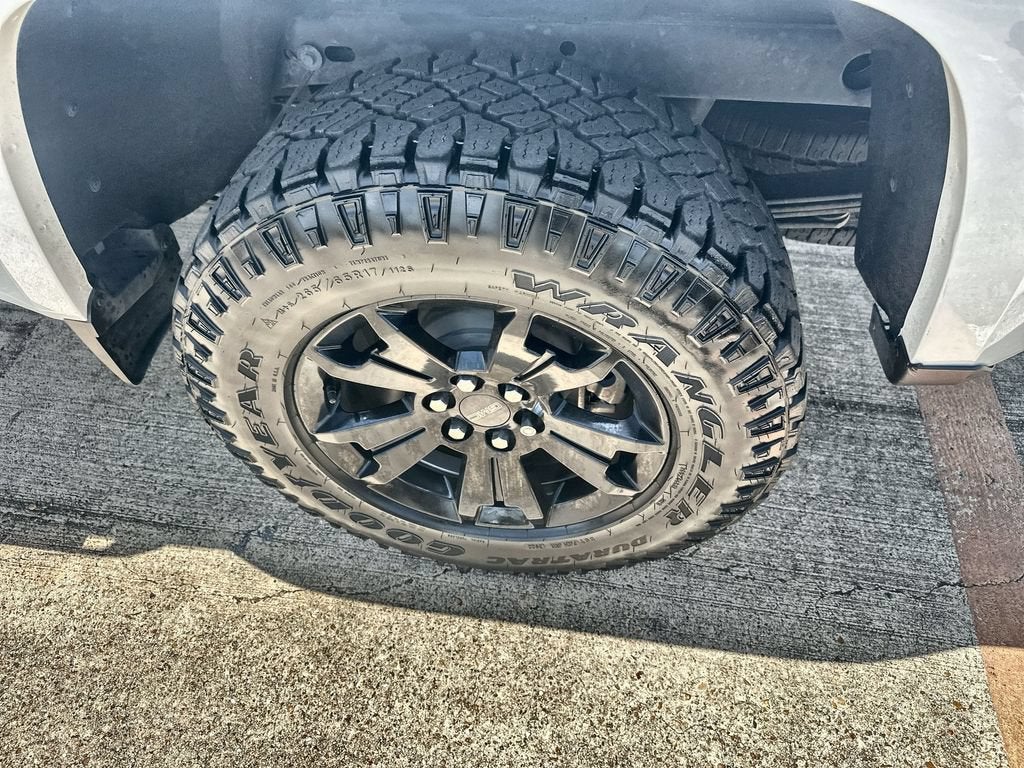2022 GMC Canyon AT4 - Leather