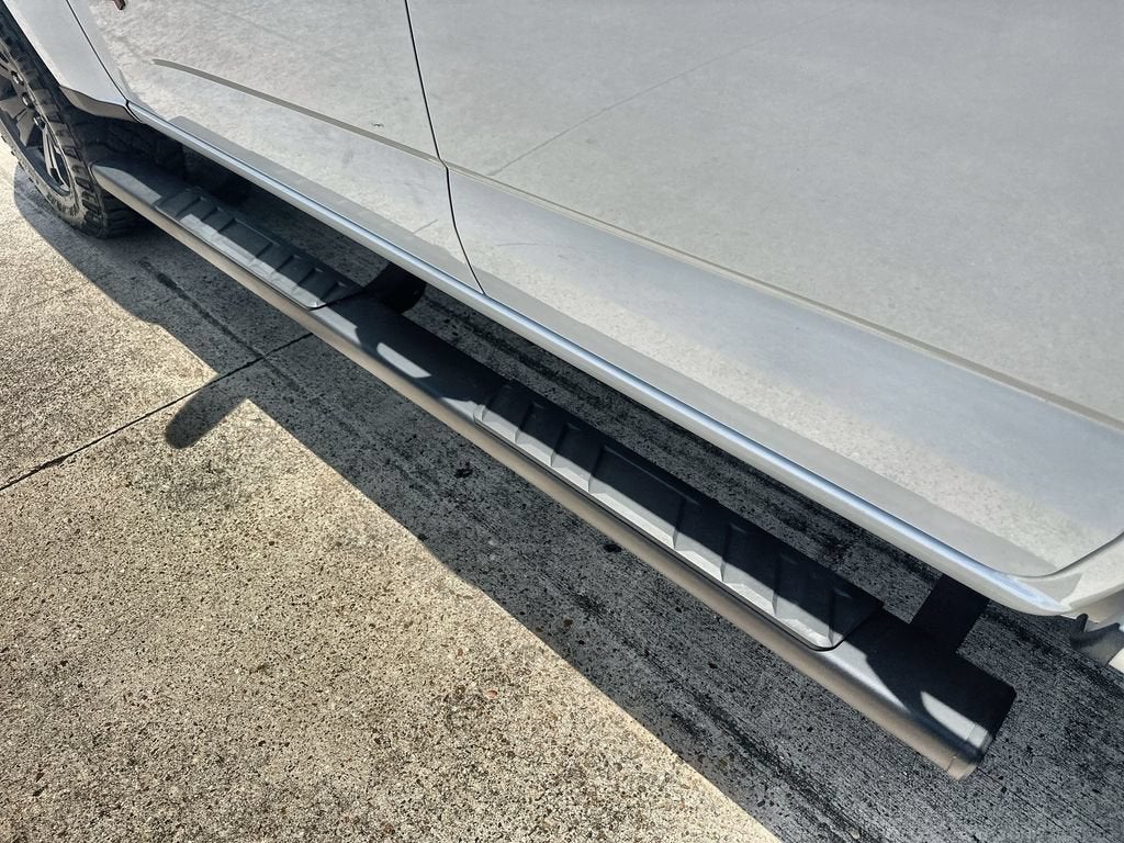 2022 GMC Canyon AT4 - Leather