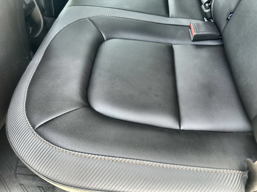 2022 GMC Canyon AT4 - Leather