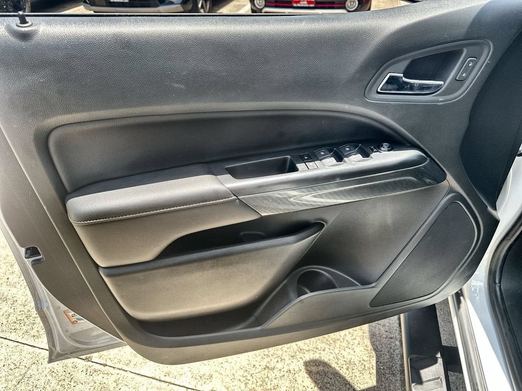 2022 GMC Canyon AT4 - Leather