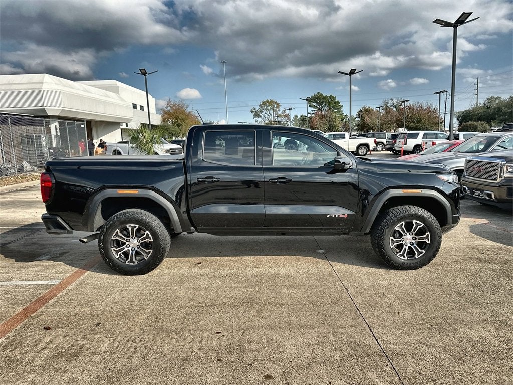 2023 GMC Canyon AT4