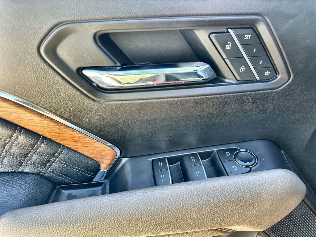 2023 GMC Canyon Denali