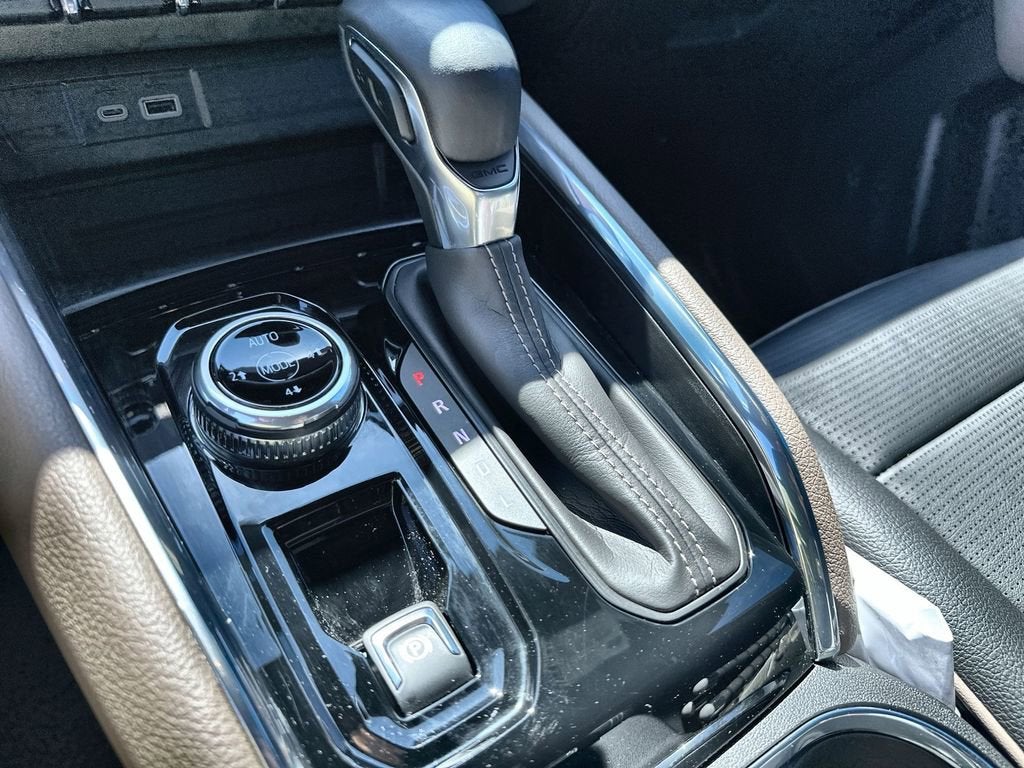 2023 GMC Canyon Denali