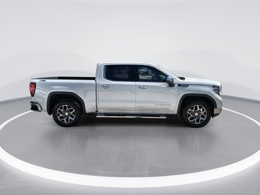 2022 GMC Sierra 1500 SLT - Photo 9