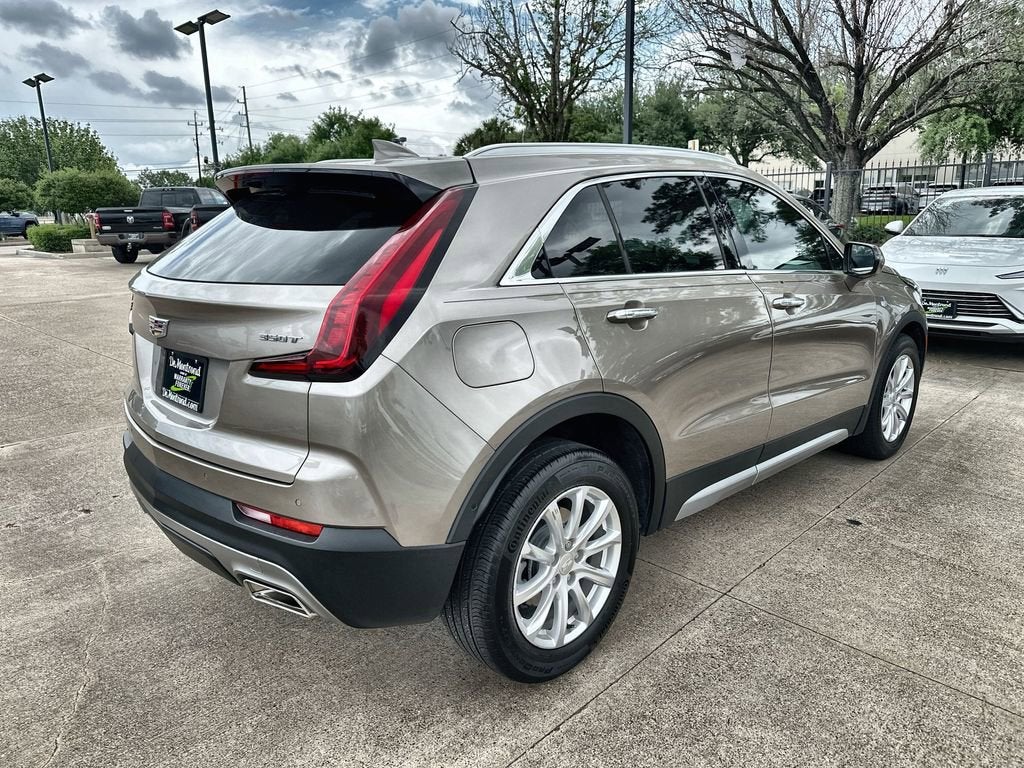 2023 Cadillac XT4 Premium Luxury