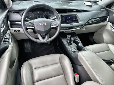 2023 Cadillac XT4 Premium Luxury