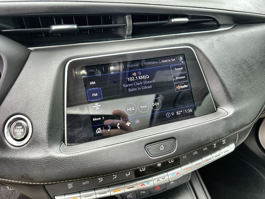 2023 Cadillac XT4 Premium Luxury