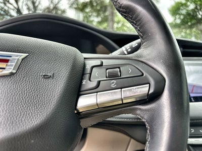 2023 Cadillac XT4 Premium Luxury