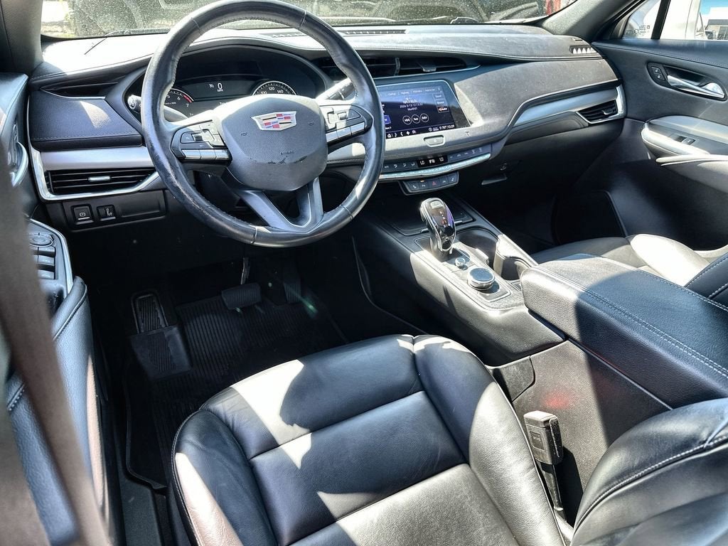 2020 Cadillac XT4 Premium Luxury