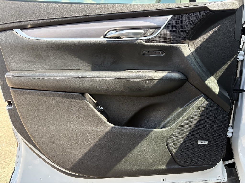 2017 Cadillac XT5 Luxury FWD