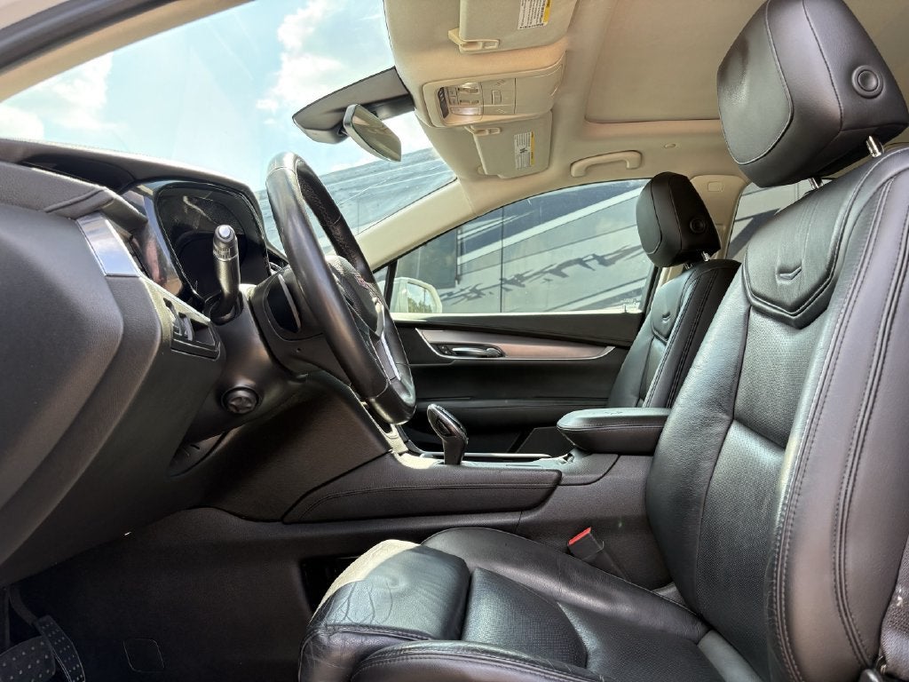 2017 Cadillac XT5 Luxury FWD