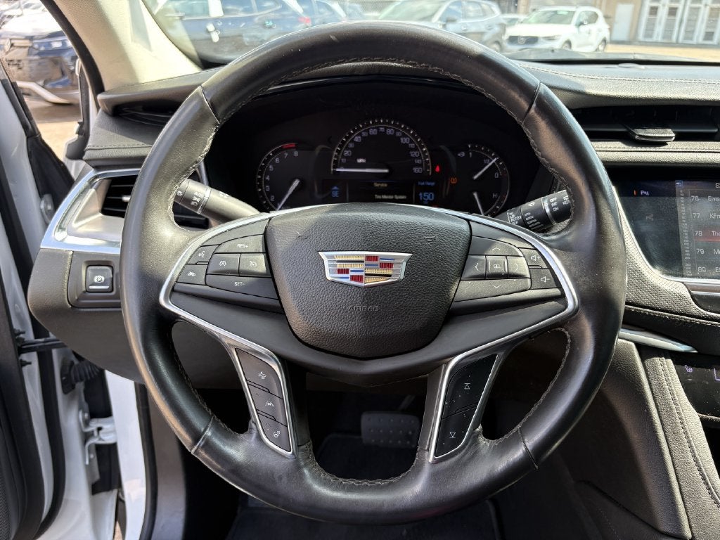 2017 Cadillac XT5 Luxury FWD