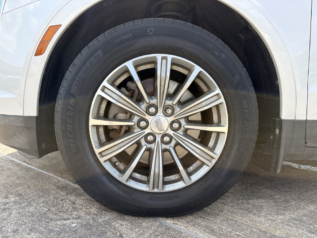 2017 Cadillac XT5 Luxury FWD