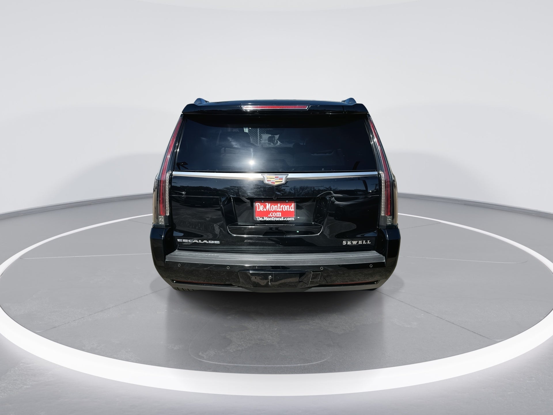 2016 Cadillac Escalade Luxury Collection