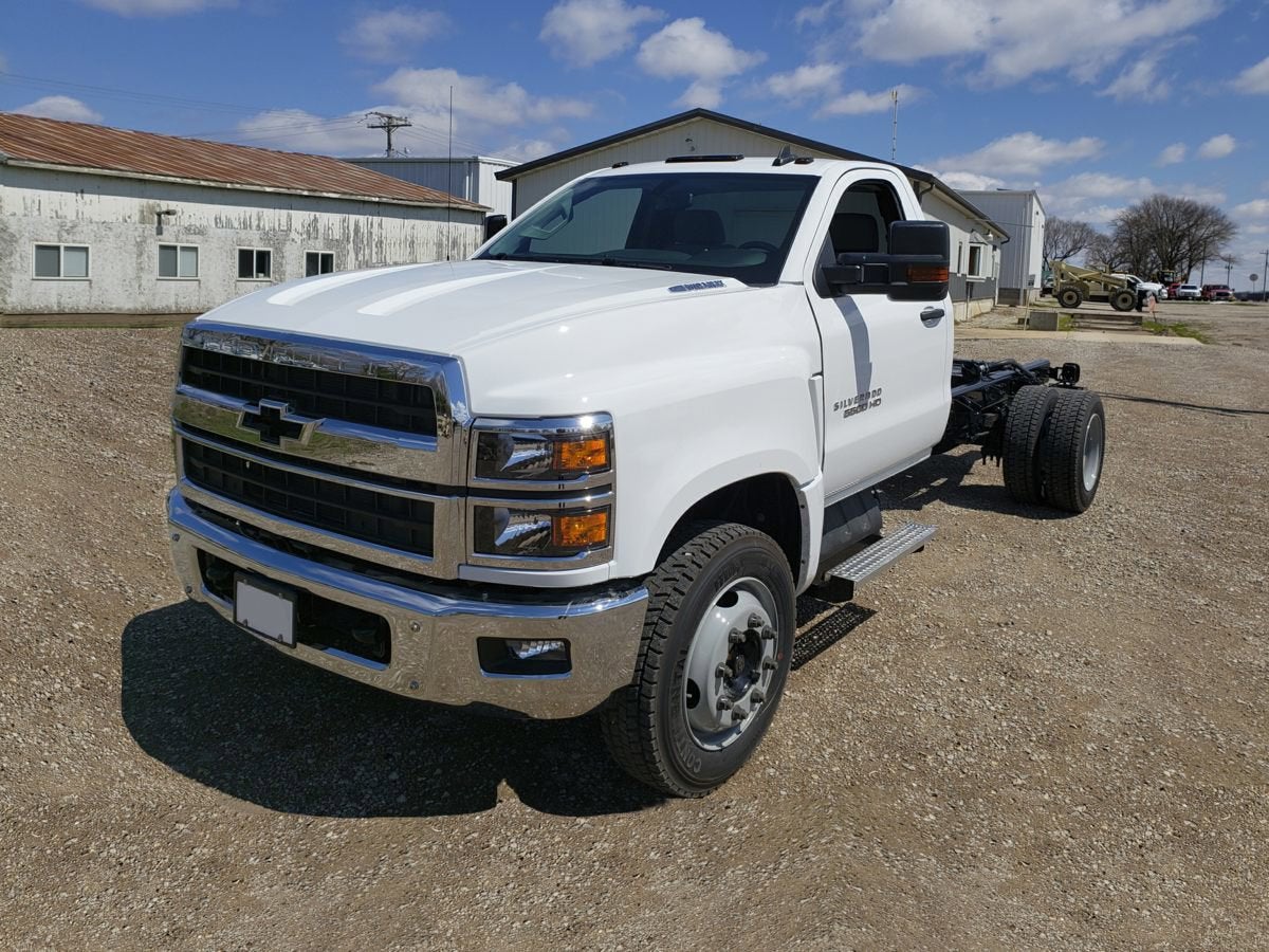 2022 Chevrolet Silverado 4500 HD Work Truck