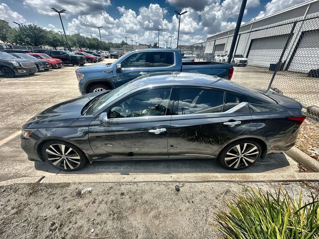 2020 Nissan Altima 2.5 Platinum