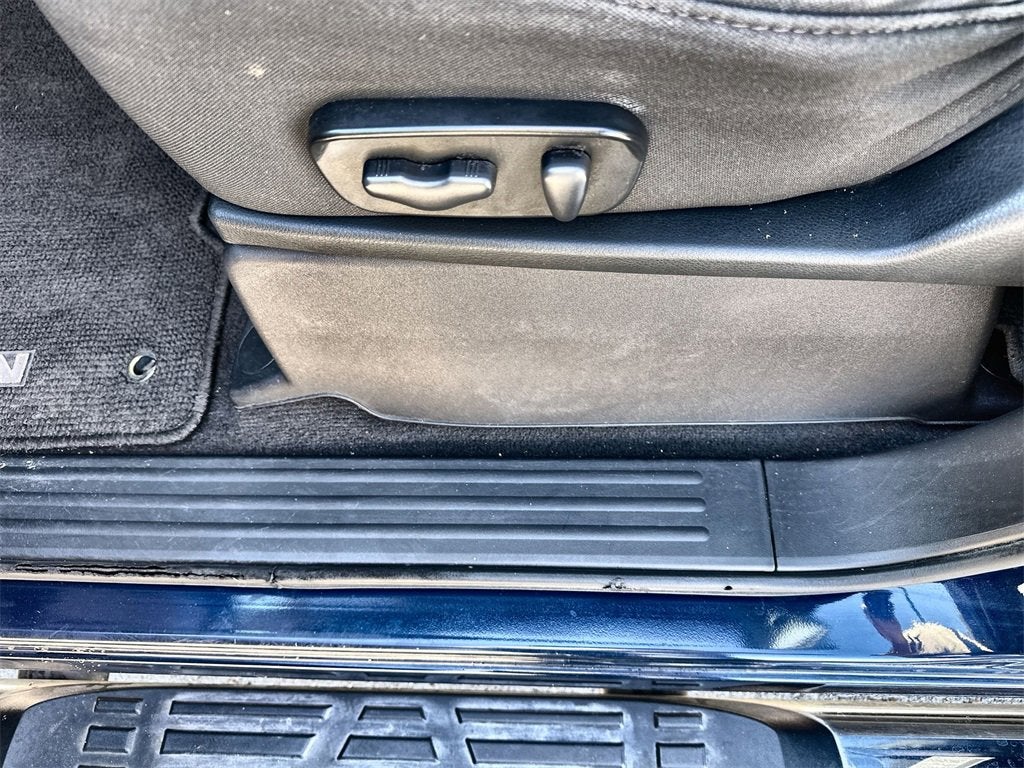 2010 Nissan Titan SE