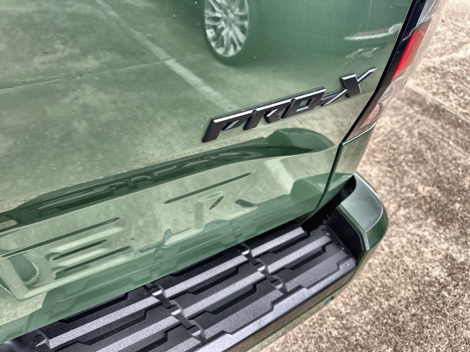 2024 Nissan Frontier PRO-X