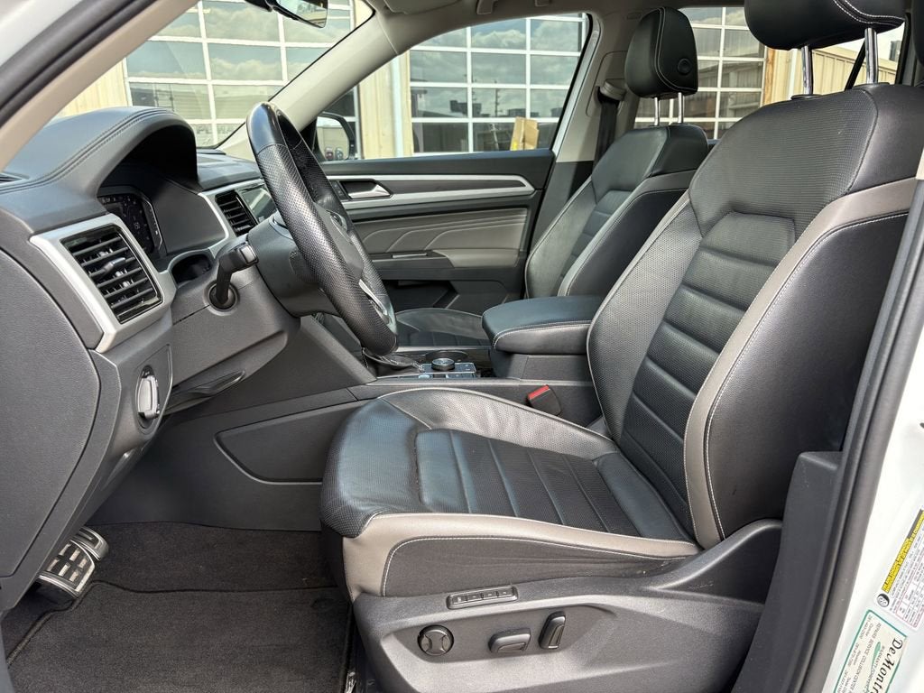 2022 Volkswagen Atlas 3.6L V6 SEL Premium R-Line