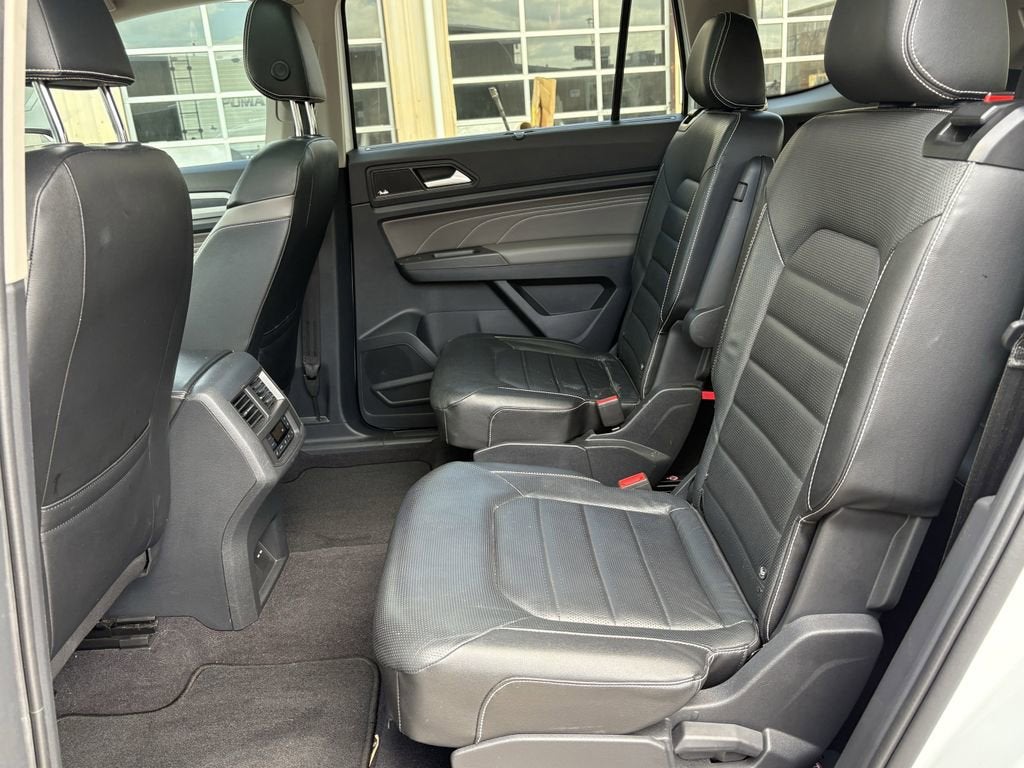2022 Volkswagen Atlas 3.6L V6 SEL Premium R-Line