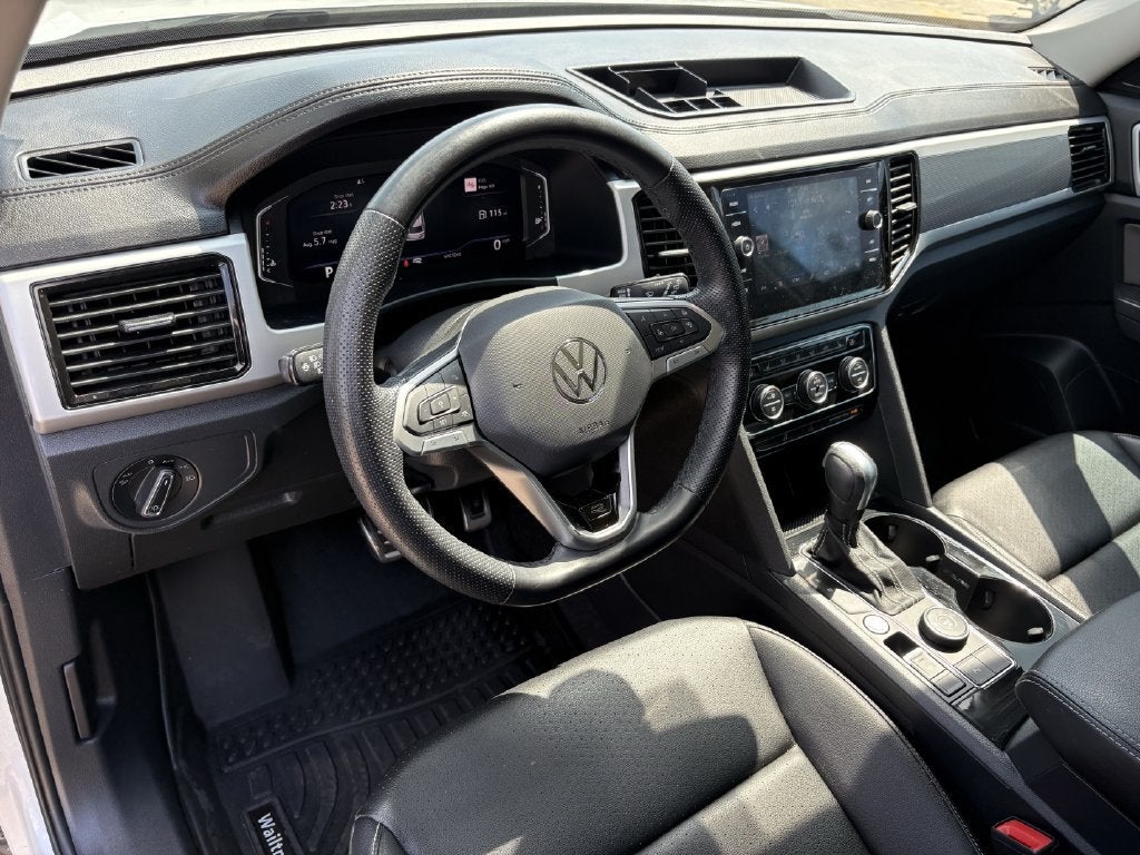 2023 Volkswagen Atlas 3.6L V6 SEL R-Line Black
