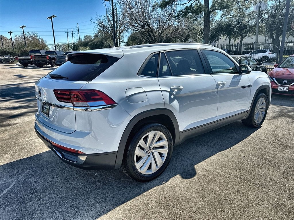 2022 Volkswagen Atlas Cross Sport 2.0T SE w/Technology