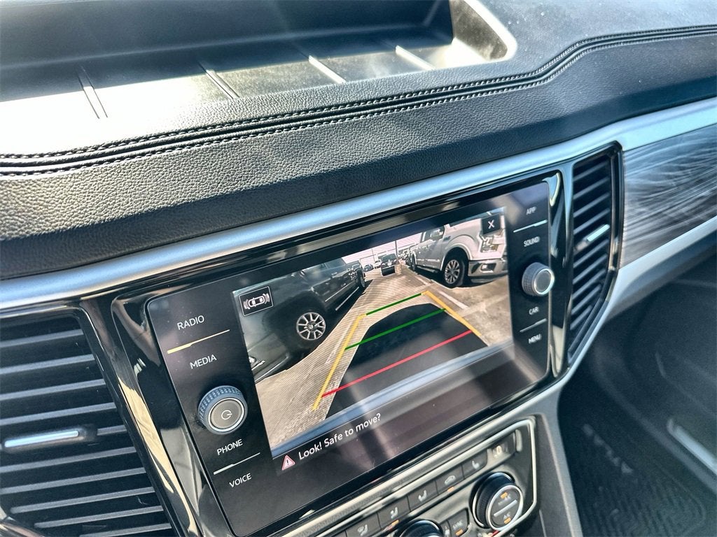 2022 Volkswagen Atlas Cross Sport 2.0T SE w/Technology