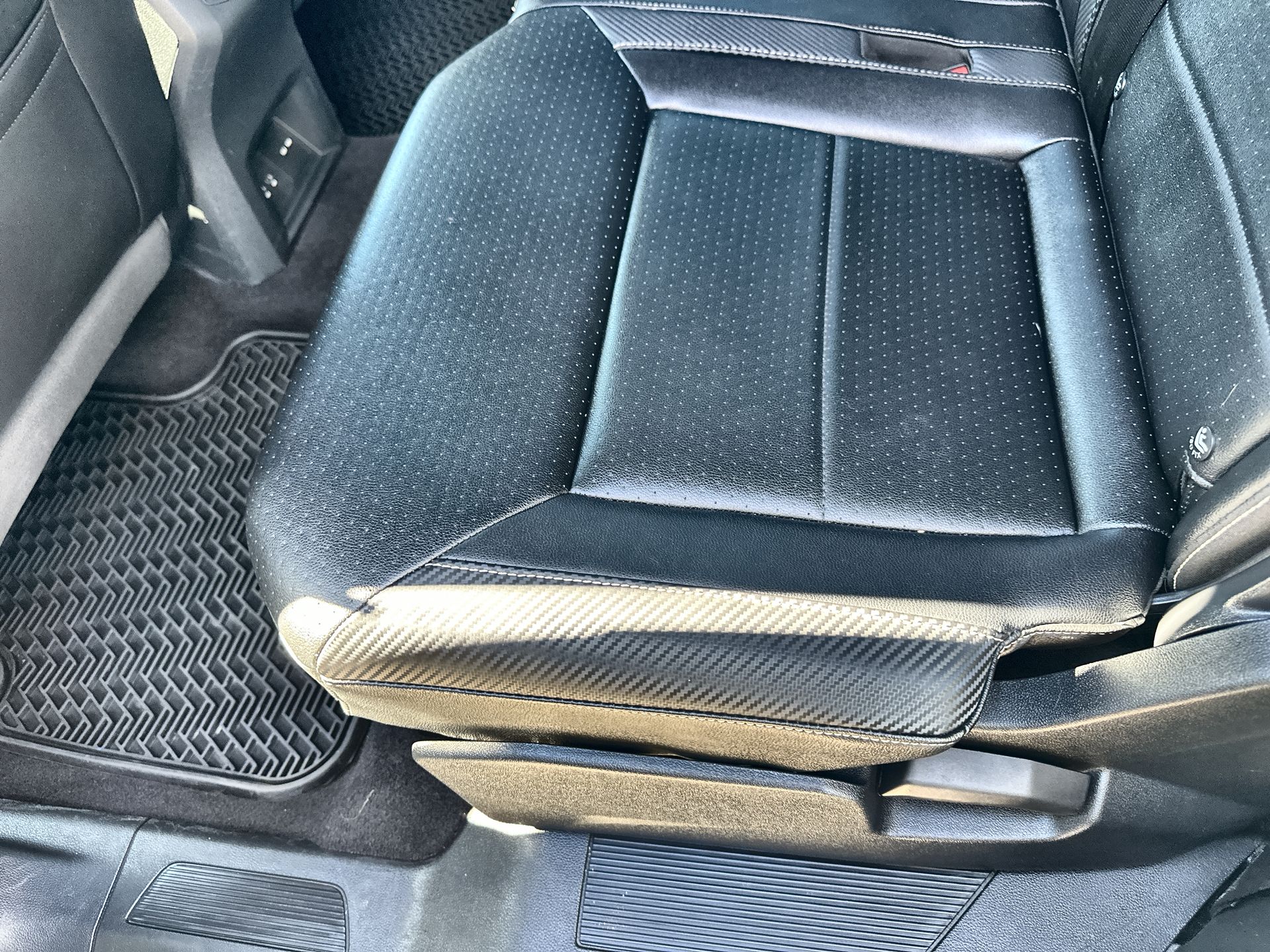 2022 Volkswagen Atlas Cross Sport 2.0T SE w/Technology