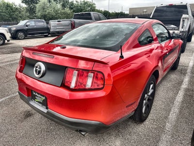 2011 Ford Mustang V6