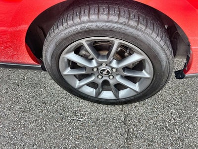 2011 Ford Mustang V6