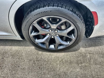 2020 Chrysler 300 Touring