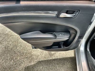 2020 Chrysler 300 Touring
