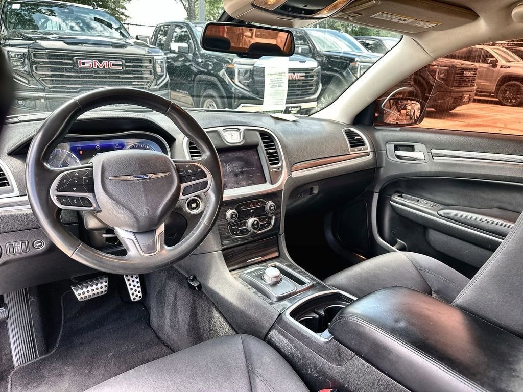 2020 Chrysler 300 Touring