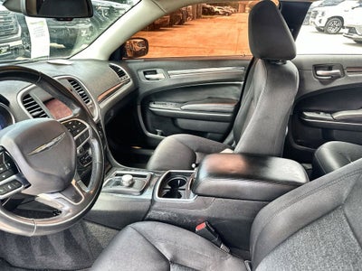 2020 Chrysler 300 Touring