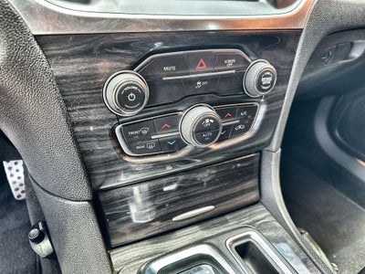 2020 Chrysler 300 Touring