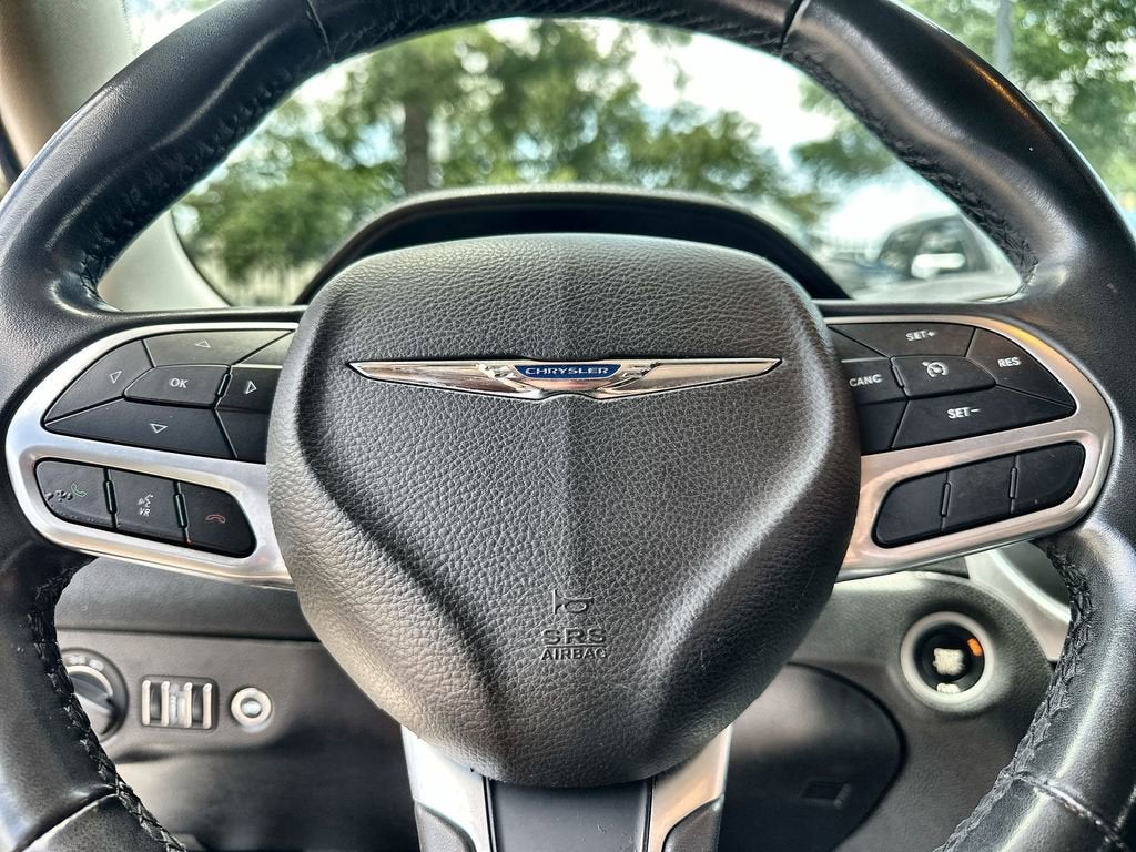 2020 Chrysler 300 Touring