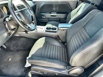 2014 Dodge Challenger SXT