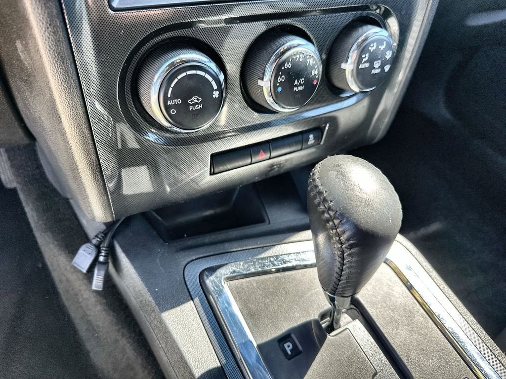 2014 Dodge Challenger SXT