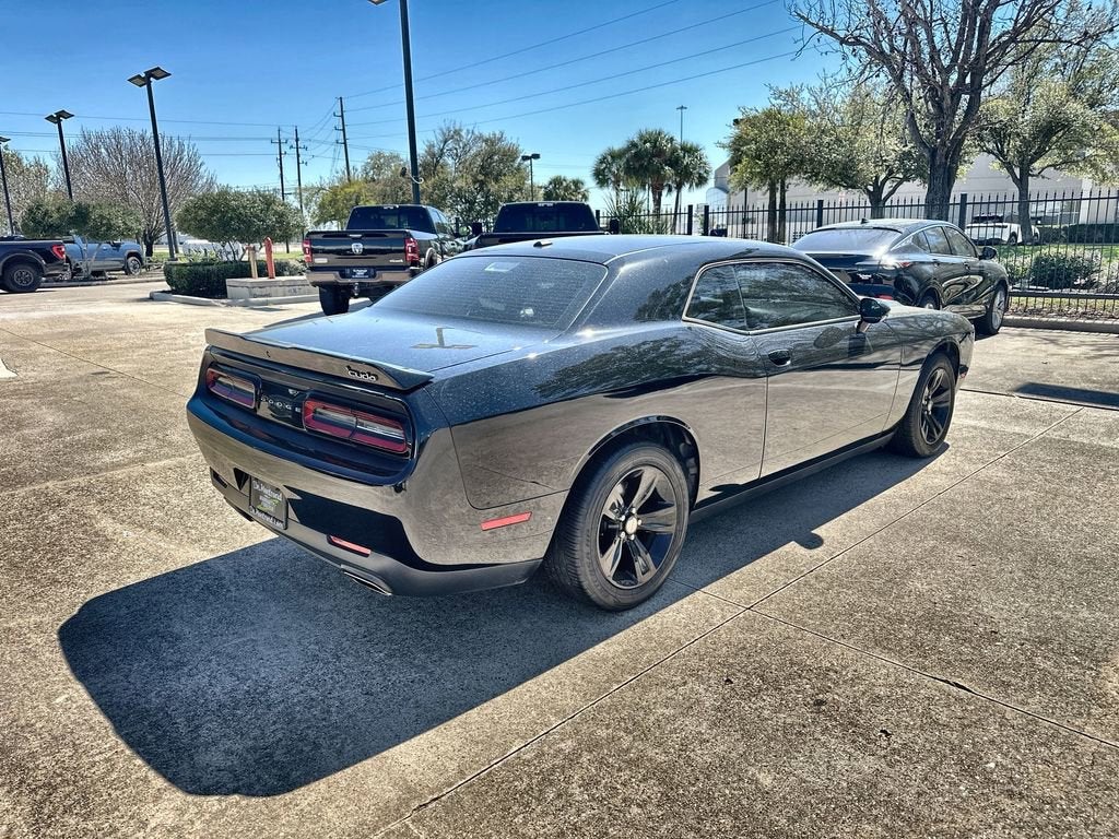 2020 Dodge Challenger SXT