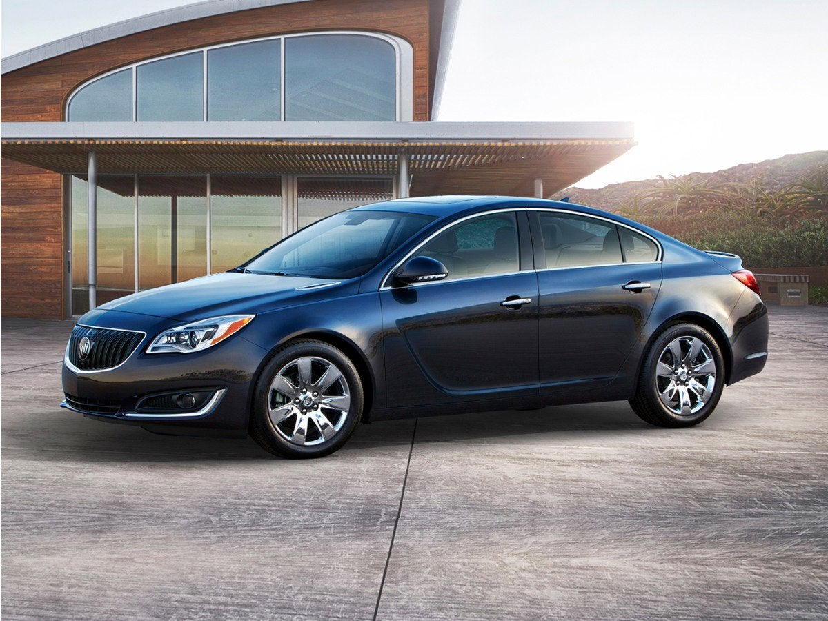 2017 Buick Regal Sport Touring's photo