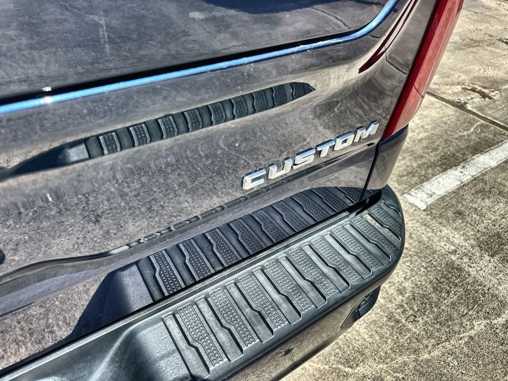 2022 Chevrolet Silverado 1500 LTD Custom