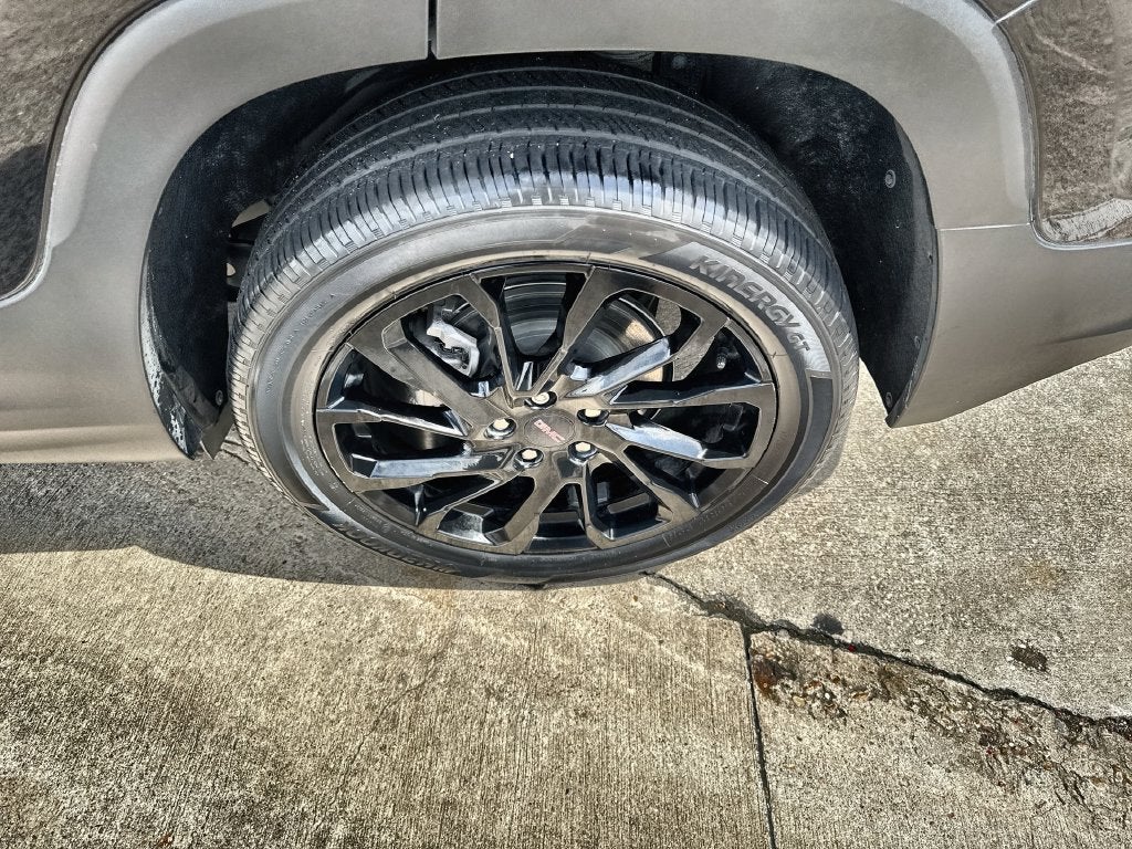 2023 GMC Terrain SLE - Photo 12