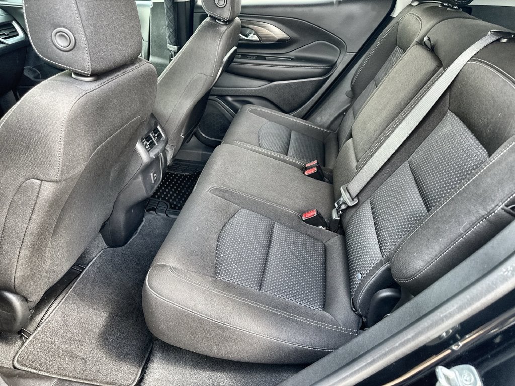2023 GMC Terrain SLE - Photo 16