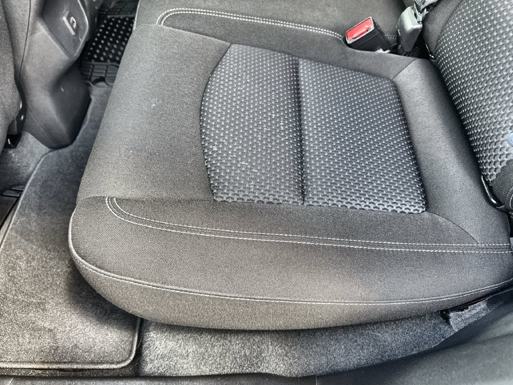 2023 GMC Terrain SLE - Photo 17