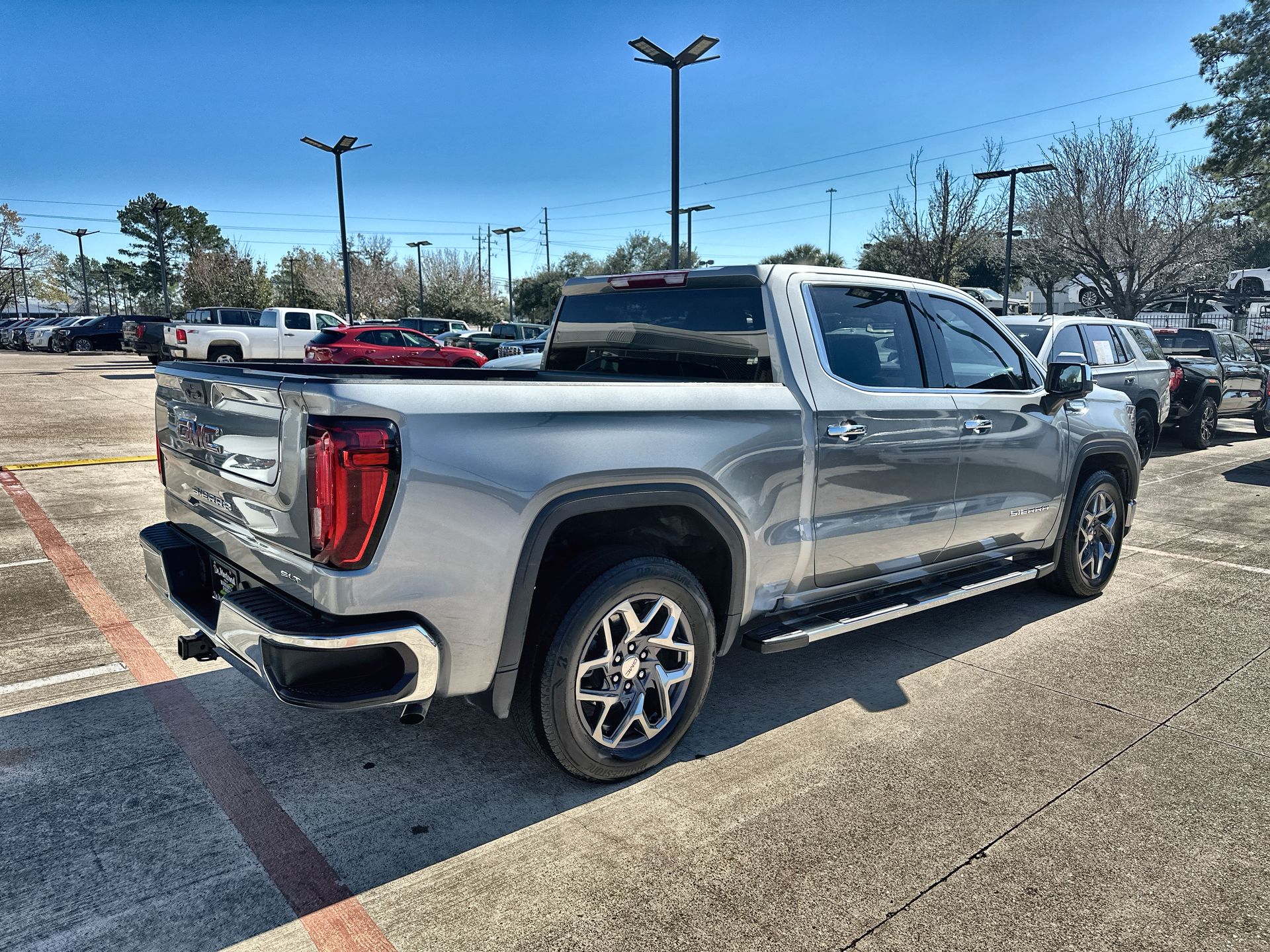 2024 GMC Sierra 1500 SLT