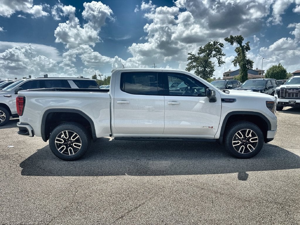 2026 GMC Sierra 1500 AT4 - Photo 10