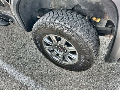 2025 GMC Sierra 1500 AT4X