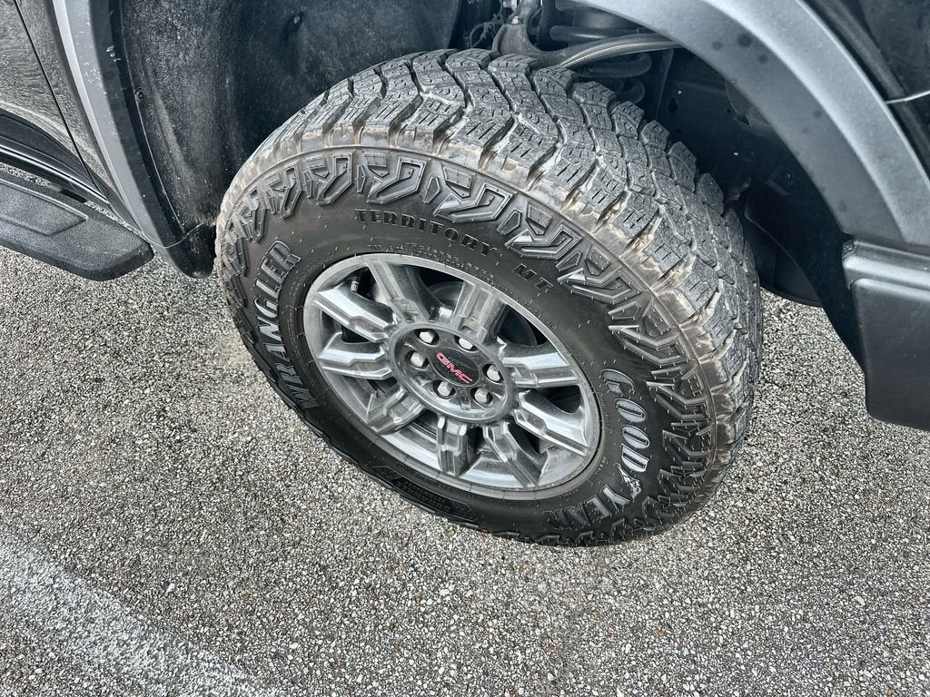 2025 GMC Sierra 1500 AT4X