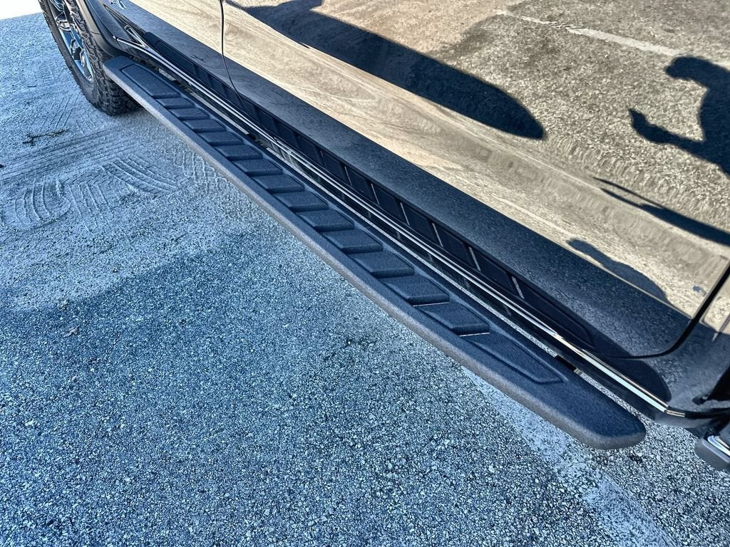 2026 GMC Sierra 1500 AT4X - Photo 13