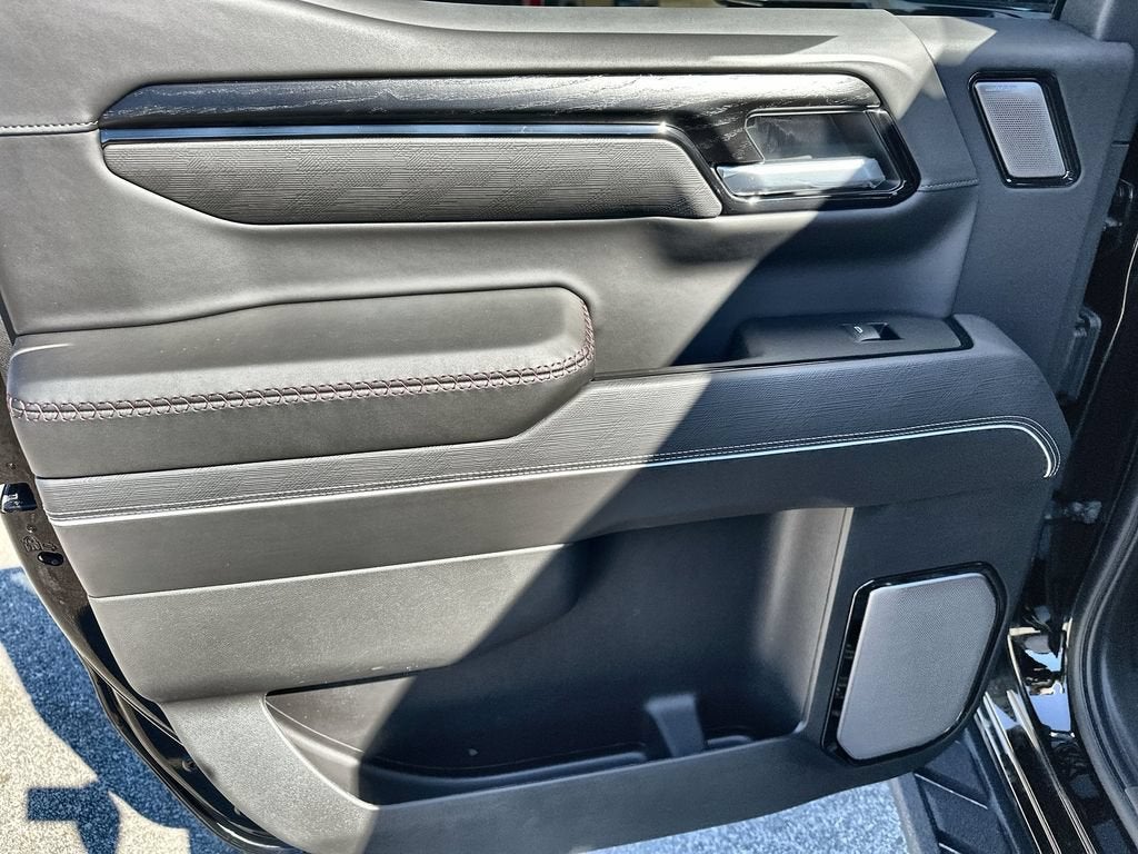 2026 GMC Sierra 1500 AT4X - Photo 15